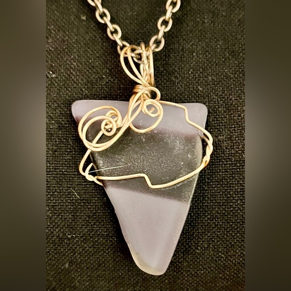 Handmade Silver Wire Sea Glass Arrow Pendant Necklace Natural Gift Geometric VTG - Picture 5 of 10